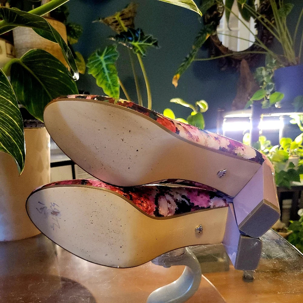 Nina Floral Block Heel Women's Shoes Sz.9 Great For EASTER